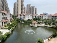 御苑在售 418方临湖双拼 视野开阔 一线望中央湖景