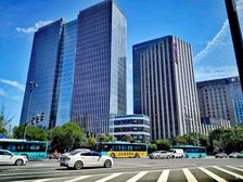 甲方直租 甲写小户型!地标办公楼,锦业路地铁口管委会正对面