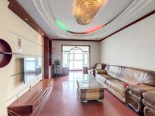 隆盛园 3室1厅 131.57平