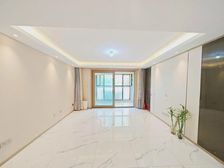 小洋房含13万充电车位含全屋家具家电双地铁把头大飘窗