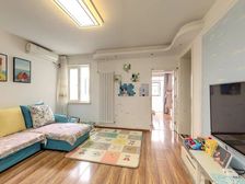 车站南里 3室1厅 98.5平 精装明厅朝南采光好南北带阳台