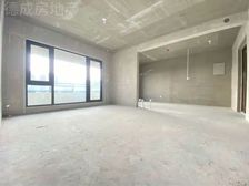 莱山区政府旁 现房现证 带露台 保利明玥春江 1梯1户