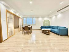 飞机户型! 三开间朝南 精装修 拎包入住 厅南北通 急售!