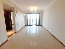 急售!恒大江湾精装次新二房,朝南看江视野开阔可议