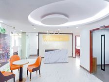 特价!国贸中心旁国际全新精装写字楼,转角位设备齐全,拎包可用