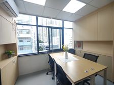 地铁口办公室1080元全包|家私网络都齐全|即租即用能注册