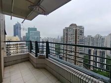 徐家汇中心新上 板式南北通透 带地下车库 诚意出售 看房方便