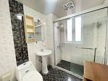 新出板式大三房 两南一北飞机户型 一梯两户南北通透 采光无敌