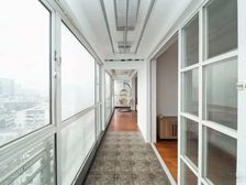 徐汇内环+朝南看江和西岸金融城+4.6米面宽+70万精装