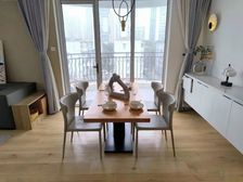 新出笋盘,小高层带电梯,南北通三房两厅,边套全明,带车位