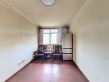 江汉常青三垸社区格局极好简单装修修看房随时