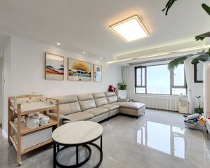 中海海泊雅苑 3室2厅 135.39平