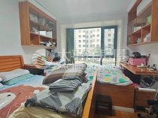 所看所得 商品住宅 带车位 精装修 近地铁 大两居 出行方便