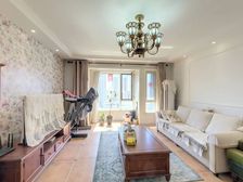 假日风景花园 一梯两户 电梯洋房 宽庭三室双卫