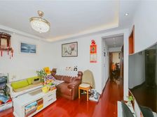 4月好房14号线在楼下 ,四十萬上车全明两室,采光好送车位