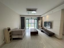 丝庐花语06年品质小区,两梯三户南北通户型,急卖我有钥匙