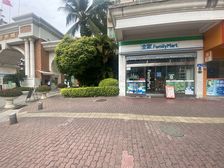 广州番禺万人社区出入口头铺便利店带租约急售,租约稳定人流密集