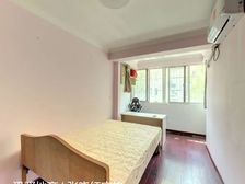 汇师中成校园! 专车 接送 随时看房