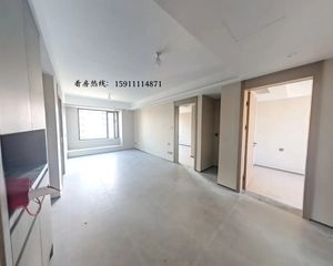 万科城市之光东望 转角飘窗 南北三居 三面采光 两轨交汇