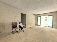 银华花园 4室2厅 127平