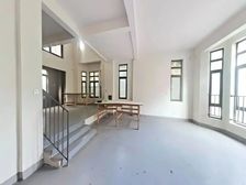 边套大花园丨VR实拍 毛坯没住过 满5年维1税少 诚售随时看