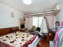 购物方便 中间好楼层 临地铁 交通便利 医疗配套成熟 商品房