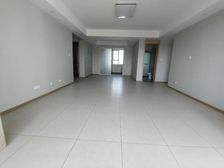 三室朝阳,客厅落地窗,中国府 173.19平4居 简装修