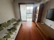 新上精装两房,小区中心位置,采光无遮挡,可直接拎包入住,可谈