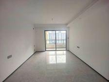 特价出售越秀建发玺樾 127方五房双卫 临地铁 采光好南北通