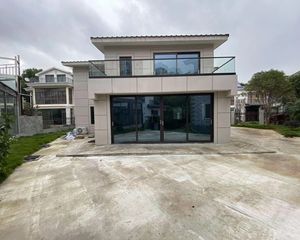 白云山庄独栋别墅,占地444平,前后大花园,已翻新改造