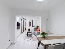 地铁口 房东急售 低于市场价50万