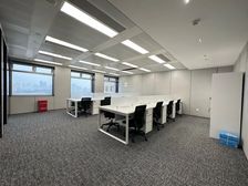 亮马河大厦丨精装带家具!地铁十号线丨特价5元140!第三置业