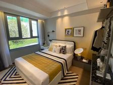 西站旁 双轻轨地铁房 门口集中商业 背靠公园