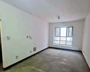 融创中央学府(东区) 楼层好 满二 南向采光好 商业配套成熟