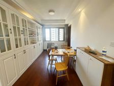 楼层兼备采光通风!动静分离兼顾家庭互动与私密空间!!