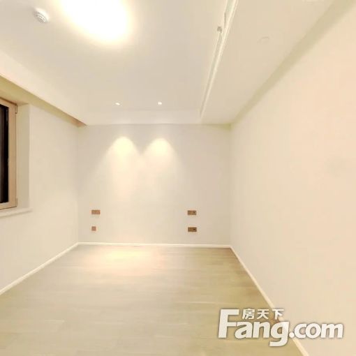  �����к����й㳡��ʯ�� 3��1�� �� 