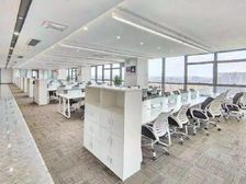 租80元一平。200一3000平。世界广场。新世界文博。