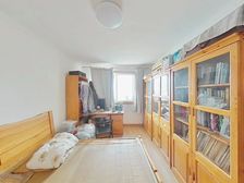 虹梅南苑 一梯两户 安静位置 双南 价格有空间