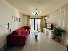 海尚名都 景观楼层边套 出门商业街 有轨电车 出行便利