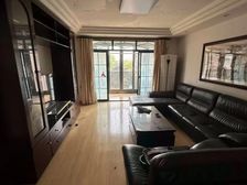 华唐苑 3室2厅2卫 简单装修 599万元