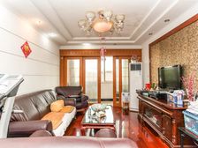 护城河畔,精装顶复带大露台 汽车库另算 诚心出售