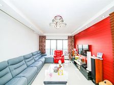 房东新房已看好诚意出售!万科物业近18号线地铁!有产权车位!