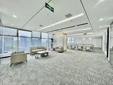 免佣丨电梯口接待现房·4隔间24工位丨天际视野·俯城市繁华