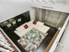 金融街传奇,中海凯旋三面采光的顶层复式,全明布局