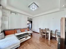 万科物业西边套,带车位全明房型,刚需俩房,松江汤臣一品您的家