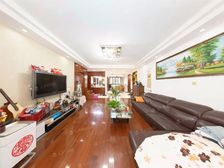 临近东鼎广场 双卫 中间楼层采光好 南北通透 精装好房