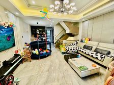 佘山珑原(别墅) 装修好 车位充足 朝南 超低密度