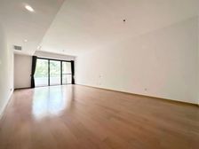 (林茵湖畔3楼)视野开阔,南北通透全套房设计。装修保养很好