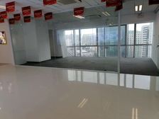 高层 6年稳定租约 可分售 东北向 新装修拎包入住
