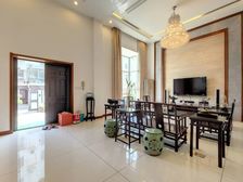 南亚花园 精装下叠别墅 中式风格花园 带汽车库 优越地段